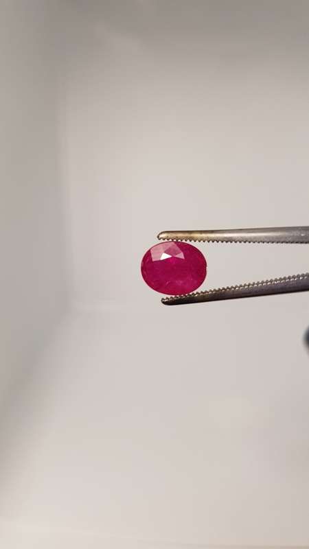 SALE!!!!     4.00ct CERTIFIED NATURAL Ruby - Purplish Red