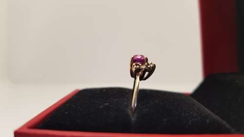 9ct Gold Tourmaline and Diamond Ladies Ring - Pre-owned