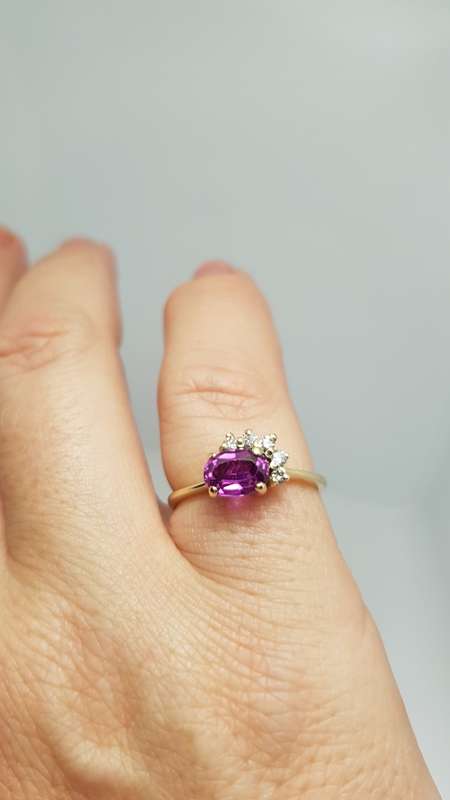 9ct Gold Tourmaline and Diamond Ladies Ring - Pre-owned