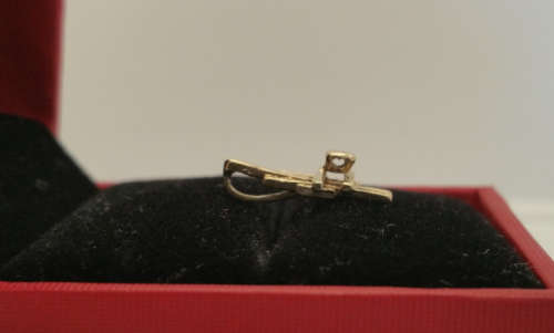 9ct Gold diamond pendant - PRE-OWNED