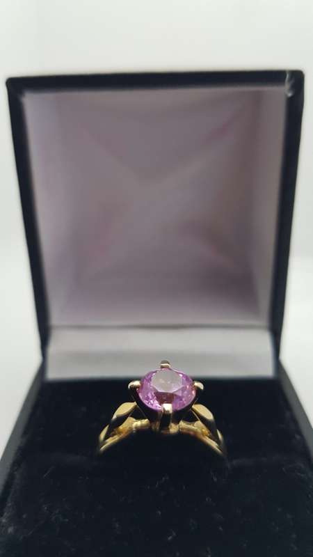 9ct Gold 'Jayem' Stamped Pink Stone Vintage Engagement Ring