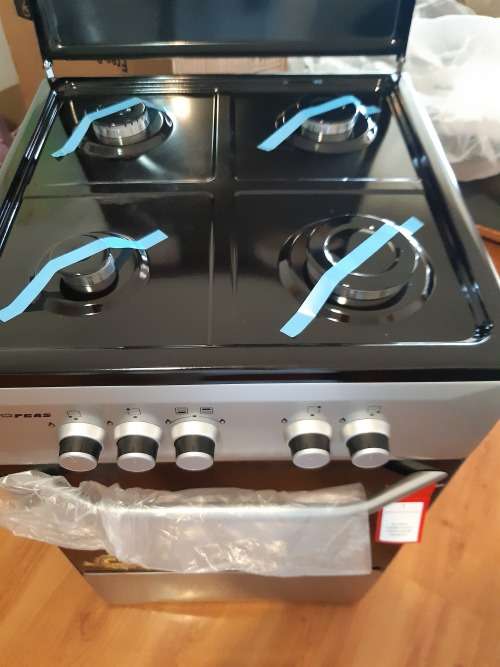 GAS STOVE 4 PLATE