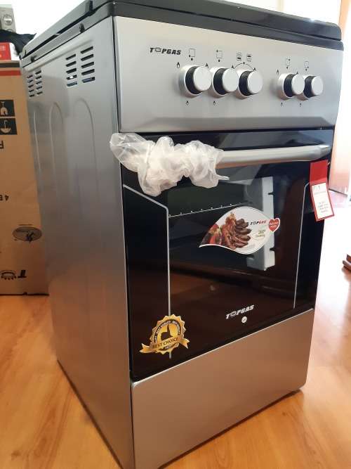 GAS STOVE 4 PLATE