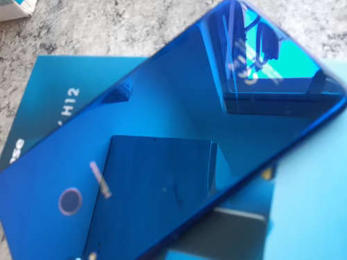Hi Sense H12 HLTE310E Phone