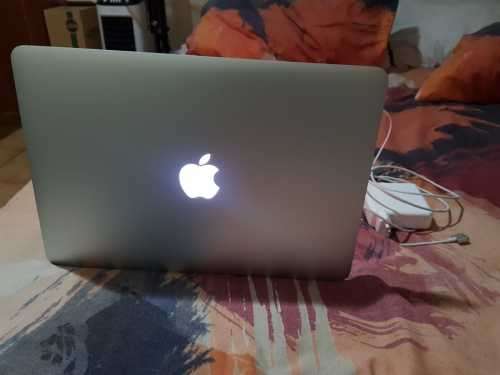 MacBook Air Core i5 8GB RAM 128GB SSD MacBook Air 13 INCH 2017 MODEL