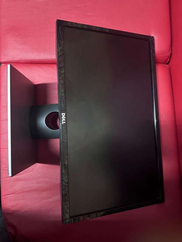 Dell SE2216H 22 -Inch Screen LED-Lit Monitor (it has both HDMI & Vga)