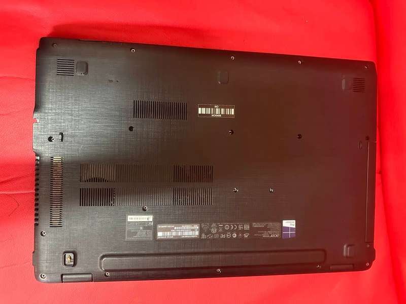 Acer TravelMate P278-MG i7-6500U 17.3` Notebook PC+ 1TB HDD + 8GB RAM+NVIDIA GeForce 920M 2GB