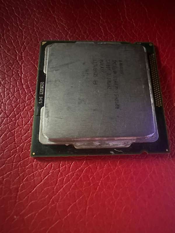 Intel Core i5-2500 Quad-Core Processor 3.3 GHz 6 MB Cache LGA 1155