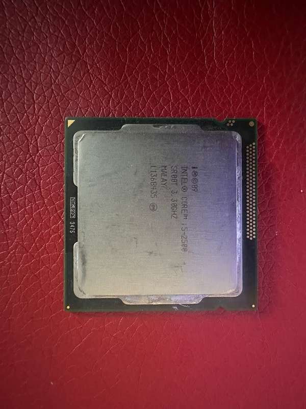 Intel Core i5-2500 Quad-Core Processor 3.3 GHz 6 MB Cache LGA 1155