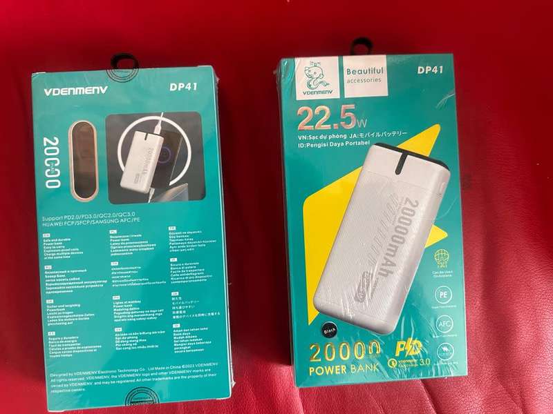 Power Bank Vdenmenv DP41 20000 mAh QC3.0+PD 22.5W(compactible with all devices including iphone)