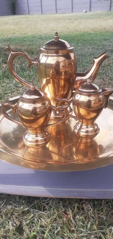 SOLID COPPER TEAPOT,MILK JUG, SUGAR BOWL ON A COPPER TRAY