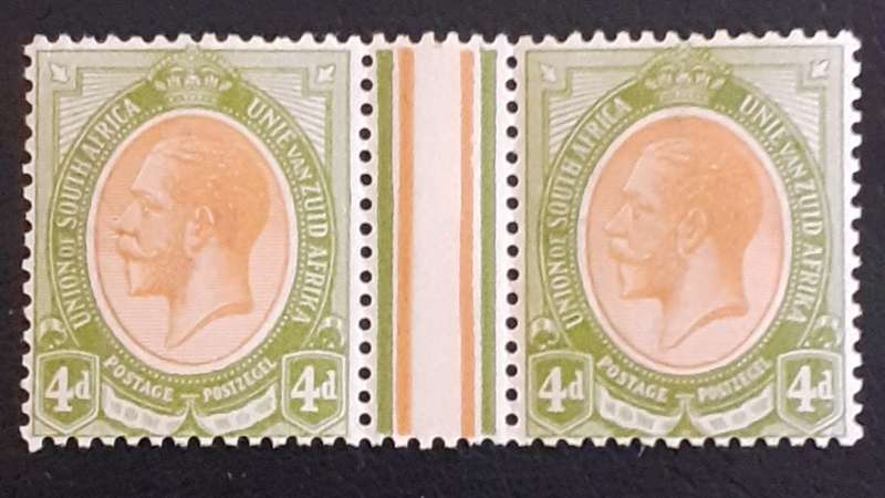 Union of SA-1913 SACC 9, 4d Gutter Pair, Orange and Olive Green CV R3000