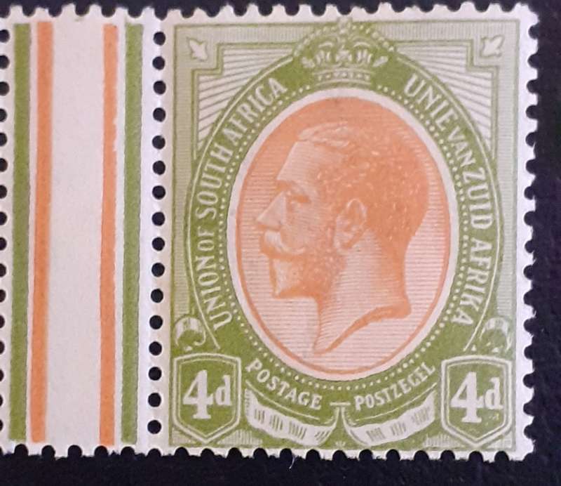 Union of SA-1913 SACC 9, 4d Gutter Pair, Orange and Olive Green CV R3000