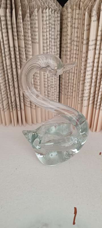 Murano Clear Glass Swan with Bullicante Bubbles
