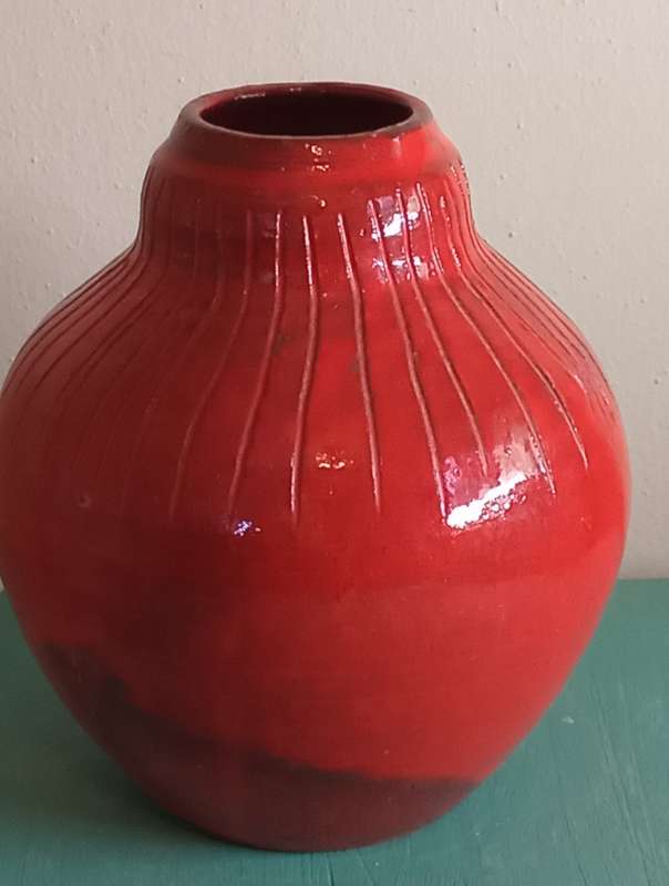 Vintage CERAM KLOTO TOGO RED POTTERY VASE