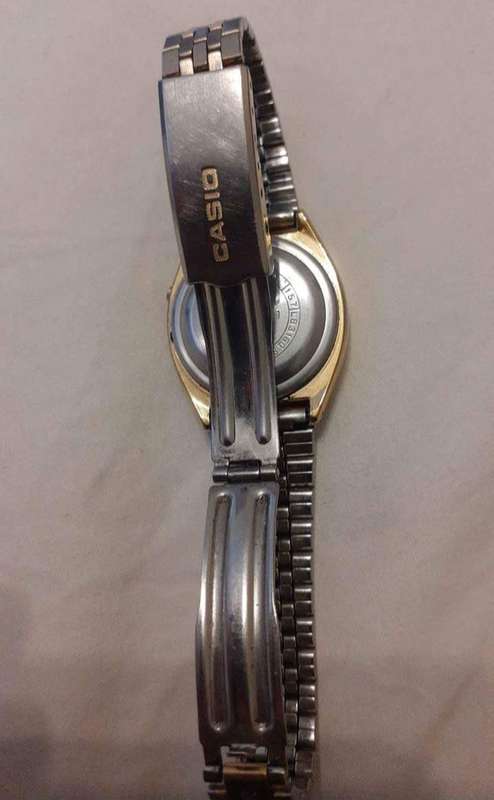 Vintage CASIO LITHIUM WATCH-100% working