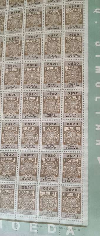 Mocambique 1969 Fiscal Stamps Sheet of 100 stamps(MNH) with variants on numeral stamps