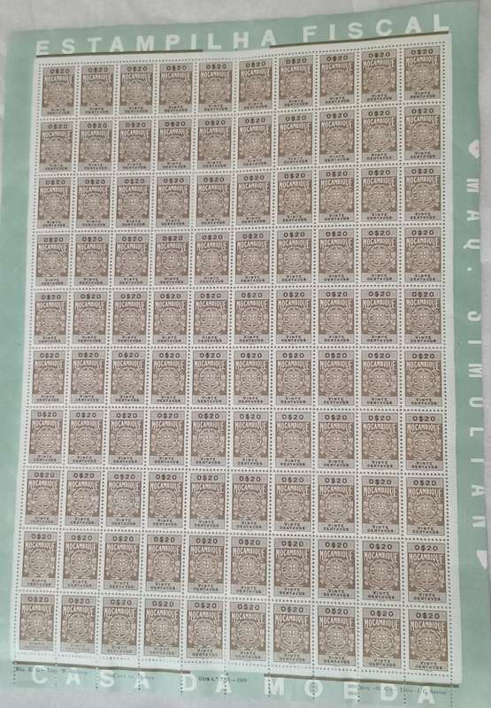 Mocambique 1969 Fiscal Stamps Sheet of 100 stamps(MNH) with variants on numeral stamps