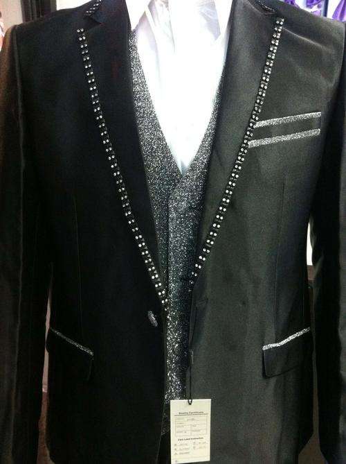 Men's Stunning Poly&Wool Suit