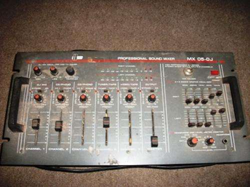 5 Channel DJ mixer.