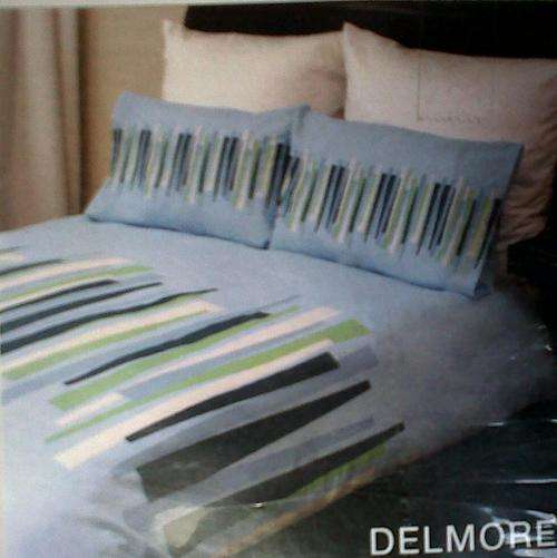 Queen duvet set