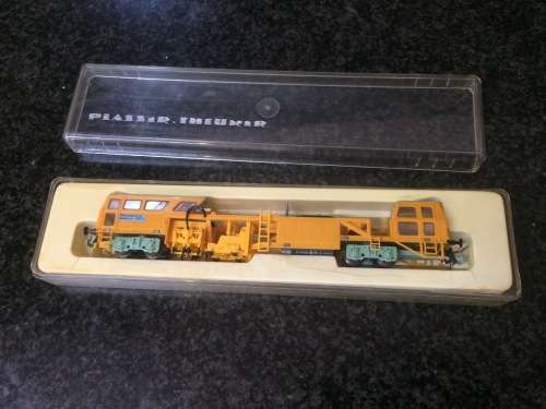 Plasser Theurer Train Model Collectible Mainliner Duomatic 07-32