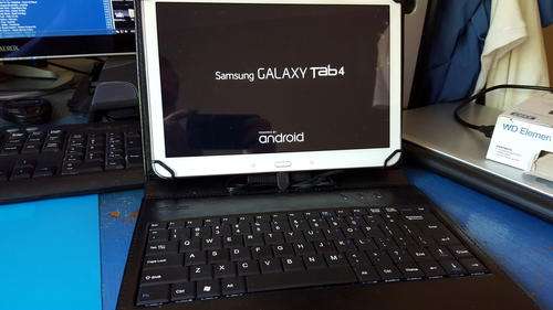 SAMSUNG GALAXY TAB 4 10.1 INCH + KEYBOARD