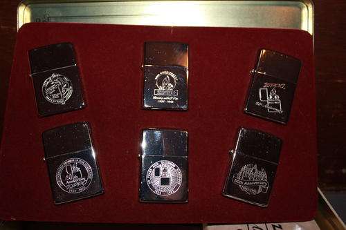 Zippo Collectors Edition *****Mint condition***** includes badges