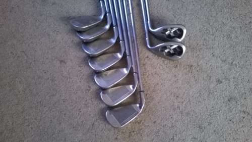 CALLAWAY GOLF CLUBS X 18`S FULL SET OF 9 IRONS