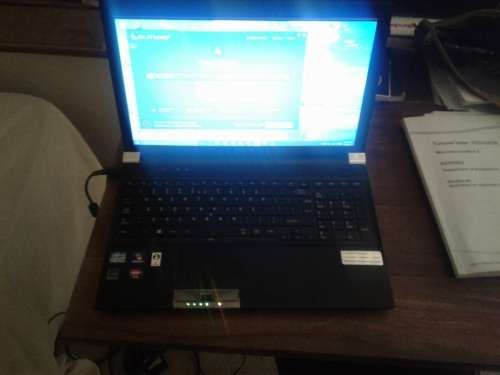 Toshiba Tecra R950-15.6"-Core i7 @ 3.0-3.7GHZ 8gb Ram 500 GB HDD-AMD Dedicated(Total graphics 2.4gb)