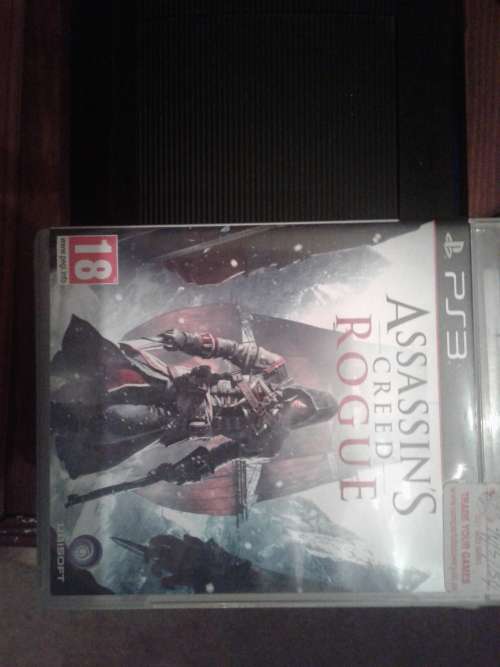 Playstation 3 500gb slim  2 wireless  controllers , 12 games pack and hdmi cable