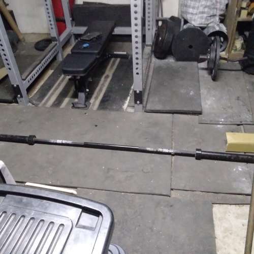 Powercore 6.0 Olympic Barbell 20kg (black) comes with 2 Collars (Silver) Only R30 Shipping