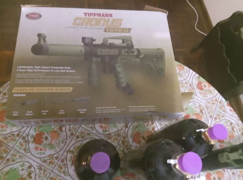 Tippmann Chronus Tactical PaintballGun,Solid Ammo,Co2 tanks, Co2 onoff switch and other accessories