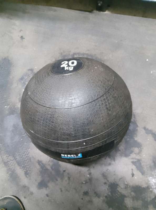 Rebel Slam Ball 20kg. Good for functional exercise, R30 shipping