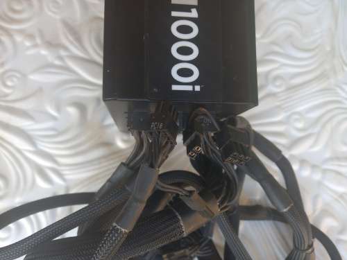Corsair RM1000i PSU 80 PLUS GOLD 1000w