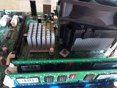 Clean PCB With CPU and CPU Fan Working 100%