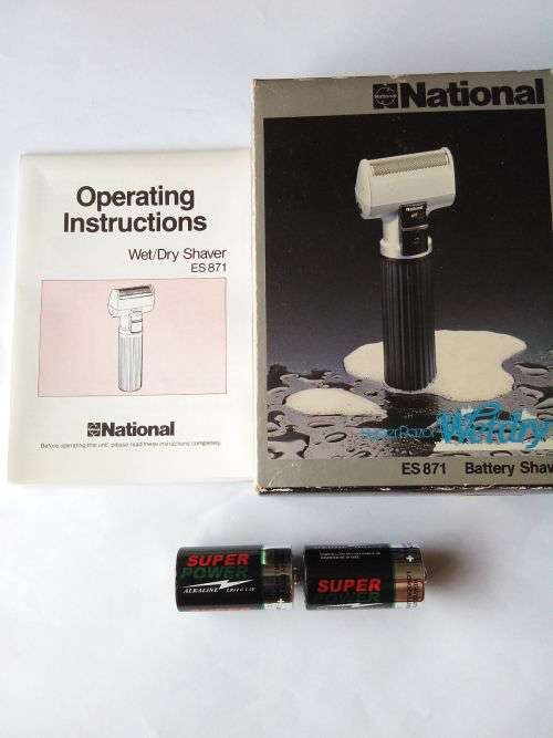 Vintage National Battery Wet/ Dry Shaver - tested and working
