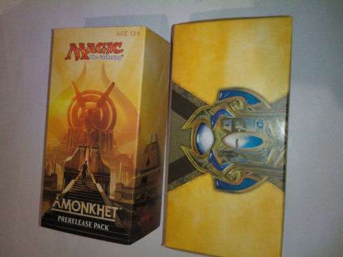 Magic the Gathering - Amonkhet card lot and Prerelease box