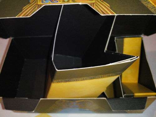 Magic the Gathering - Amonkhet card lot and Prerelease box