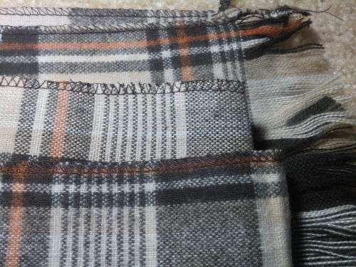 A Nice Checked Scarf (Grey and Beige)