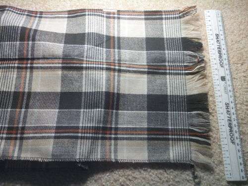 A Nice Checked Scarf (Grey and Beige)