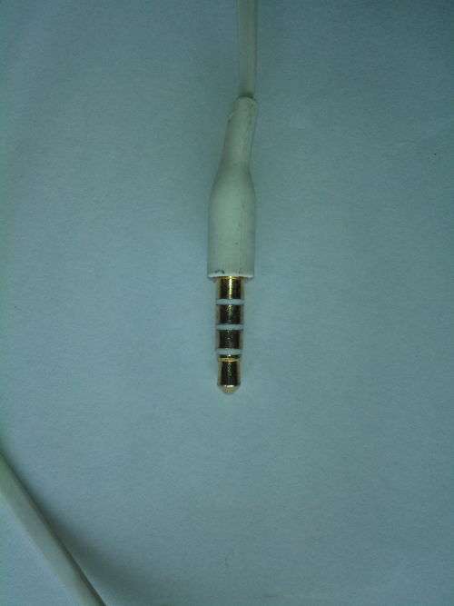 Wired Samsung Earphones With Mic (White, Tested & Working)