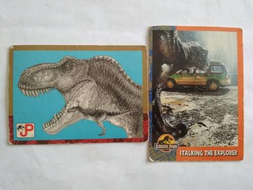 Jurassic Park Ellie Sattler`s Baby Dinosaur + Free Jurassic Park Cards