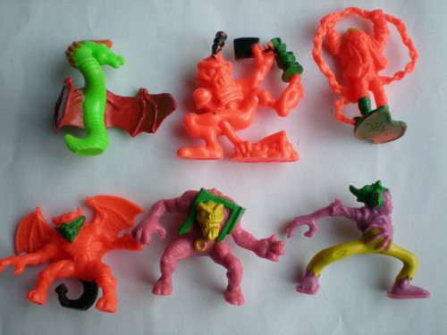 Matchbox Monster In My Pocket ---- Series 4 ---- Super Scary Lot