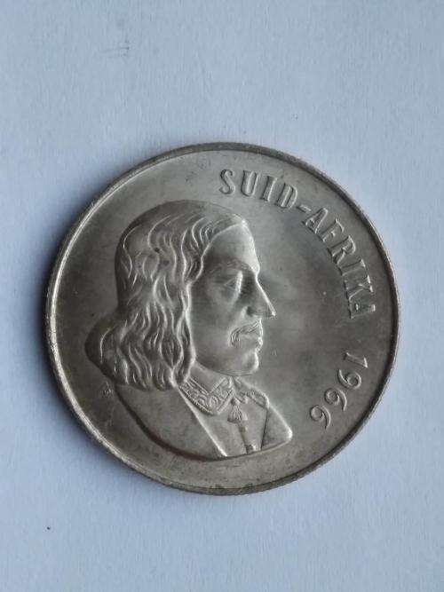 South African R1 **ONE RAND** Coin (1966) v1