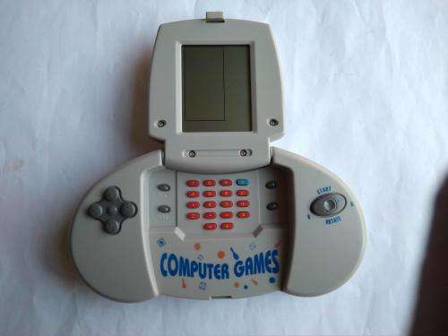 `Computer games` Handheld LCD 200 in 1 games with calculator (tested and working)