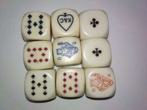 Game & Board Dice & Poker Dice With Shaker and Storage Container Bundle