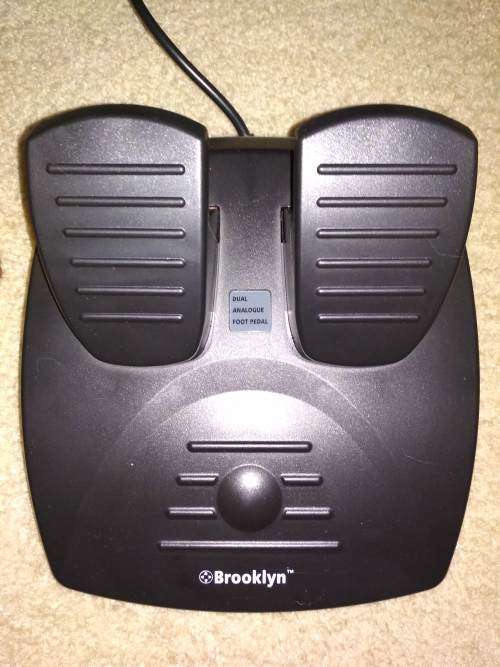 PS2 Steering Wheel Racing Wheel with Peals (Brooklyn Booster 2800)