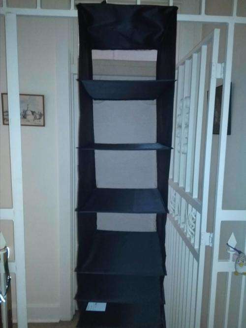Hanging Storage with 6 Shelves (black)