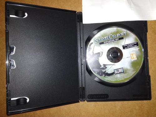 Starcraft + Expansion Set (Brood War)- PC CD/DVD Game
